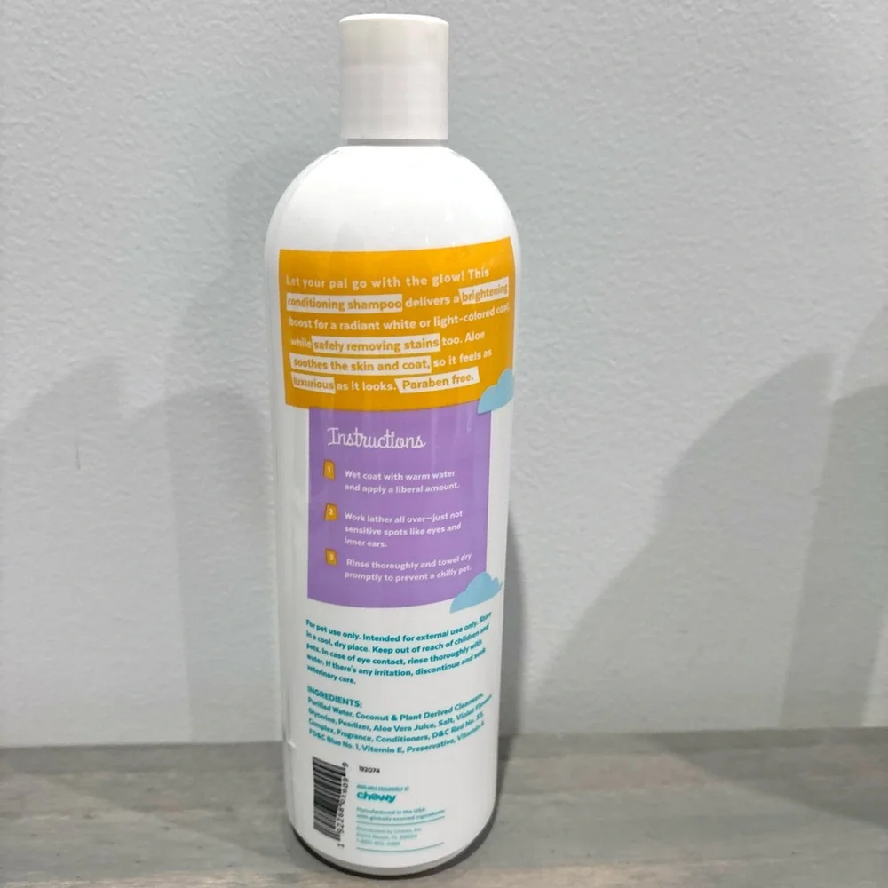 Frisco Dog & Cat Pet Brightening Shampoo W/ Aloe Vera- Coconut Creme Scent 20 Oz